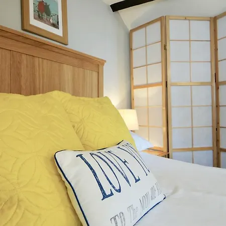 The Slipway 4*